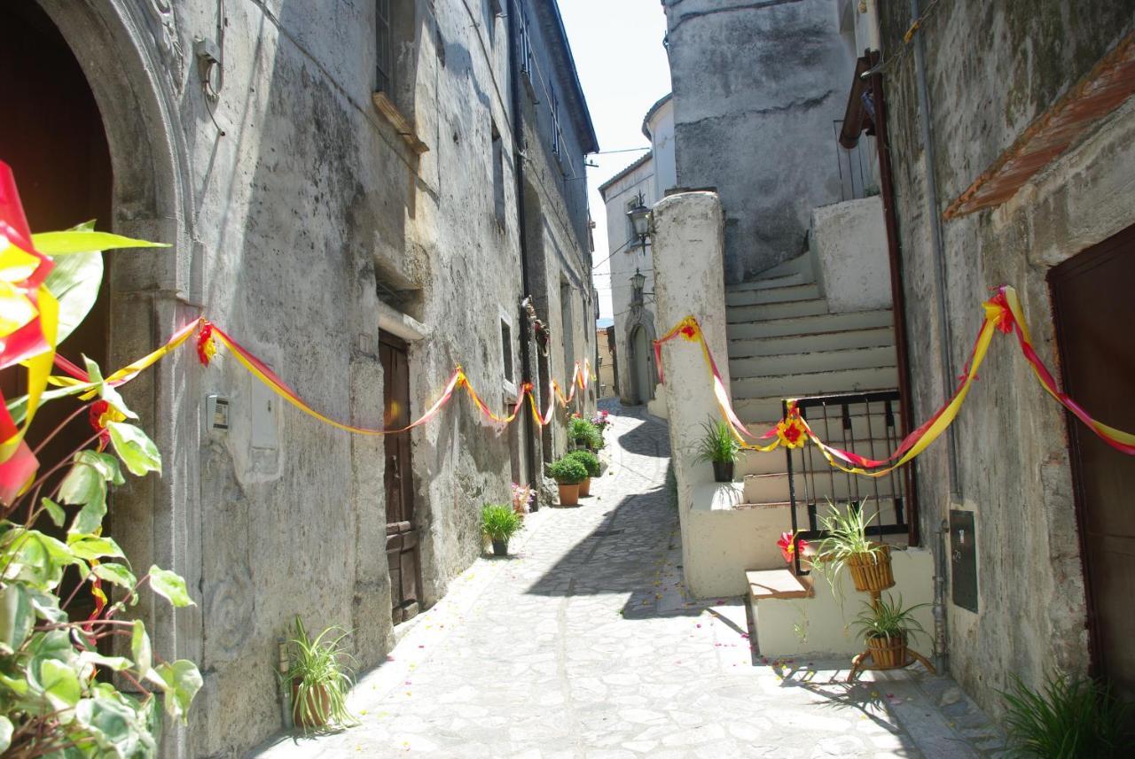 Le Due Lanterne Hotel Aieta Kültér fotó