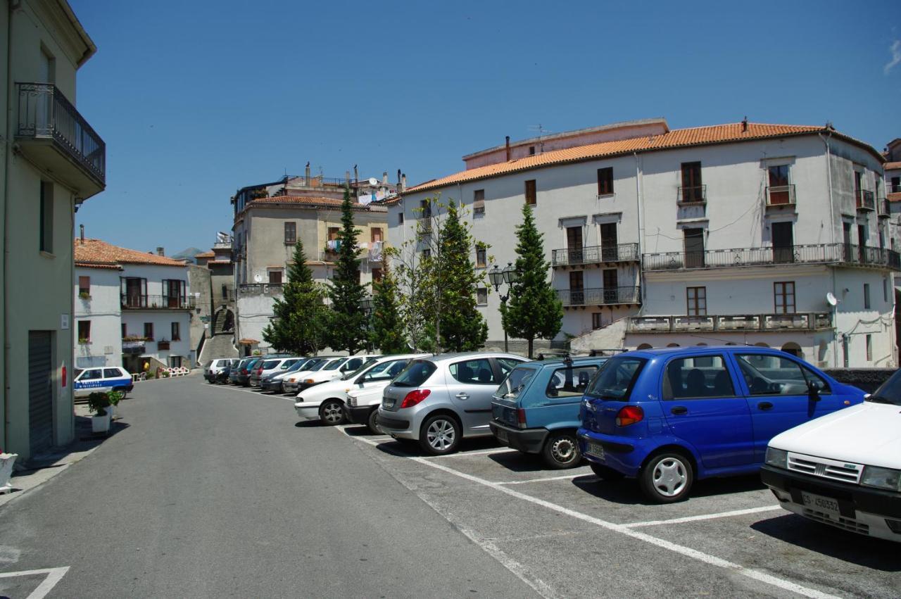 Le Due Lanterne Hotel Aieta Kültér fotó