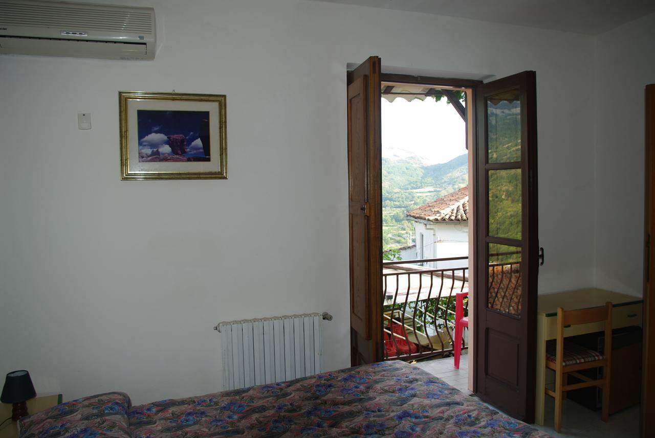 Le Due Lanterne Hotel Aieta Kültér fotó