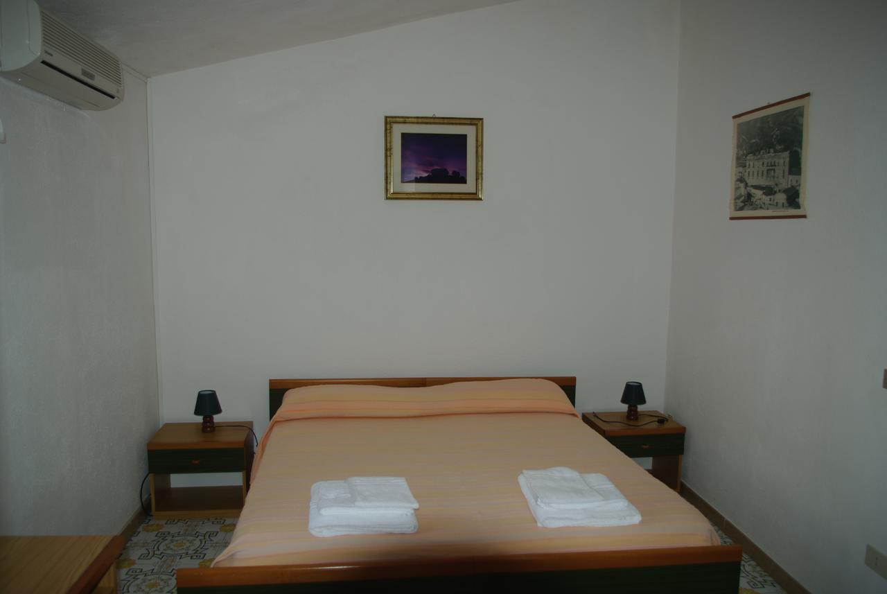 Le Due Lanterne Hotel Aieta Kültér fotó