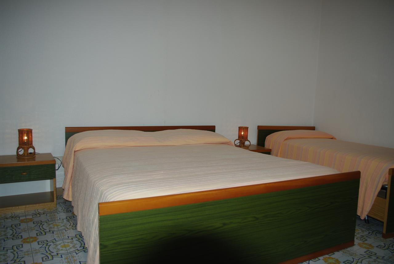 Le Due Lanterne Hotel Aieta Kültér fotó