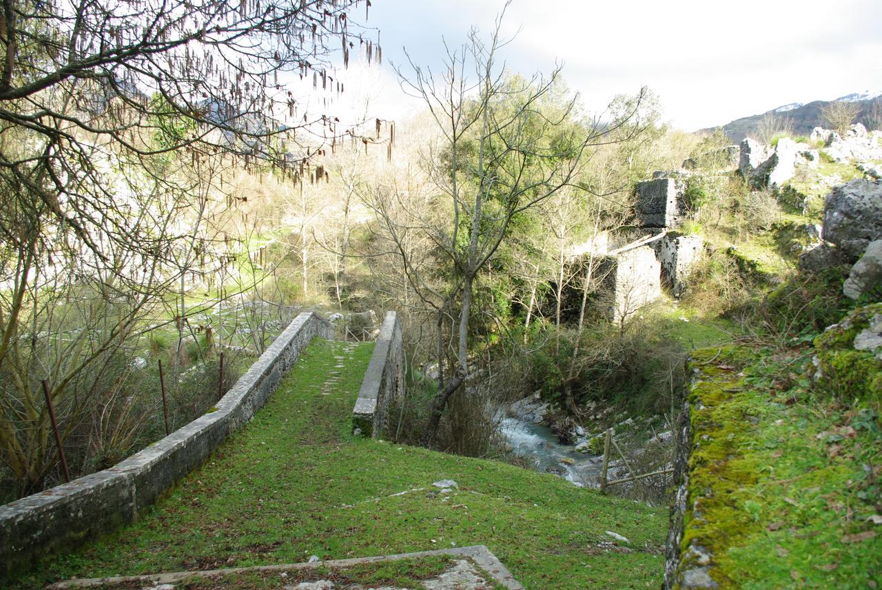 Le Due Lanterne Hotel Aieta Kültér fotó