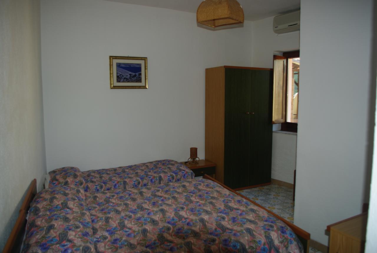 Le Due Lanterne Hotel Aieta Kültér fotó