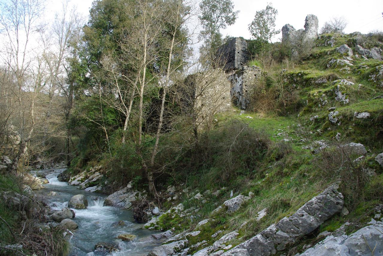 Le Due Lanterne Hotel Aieta Kültér fotó
